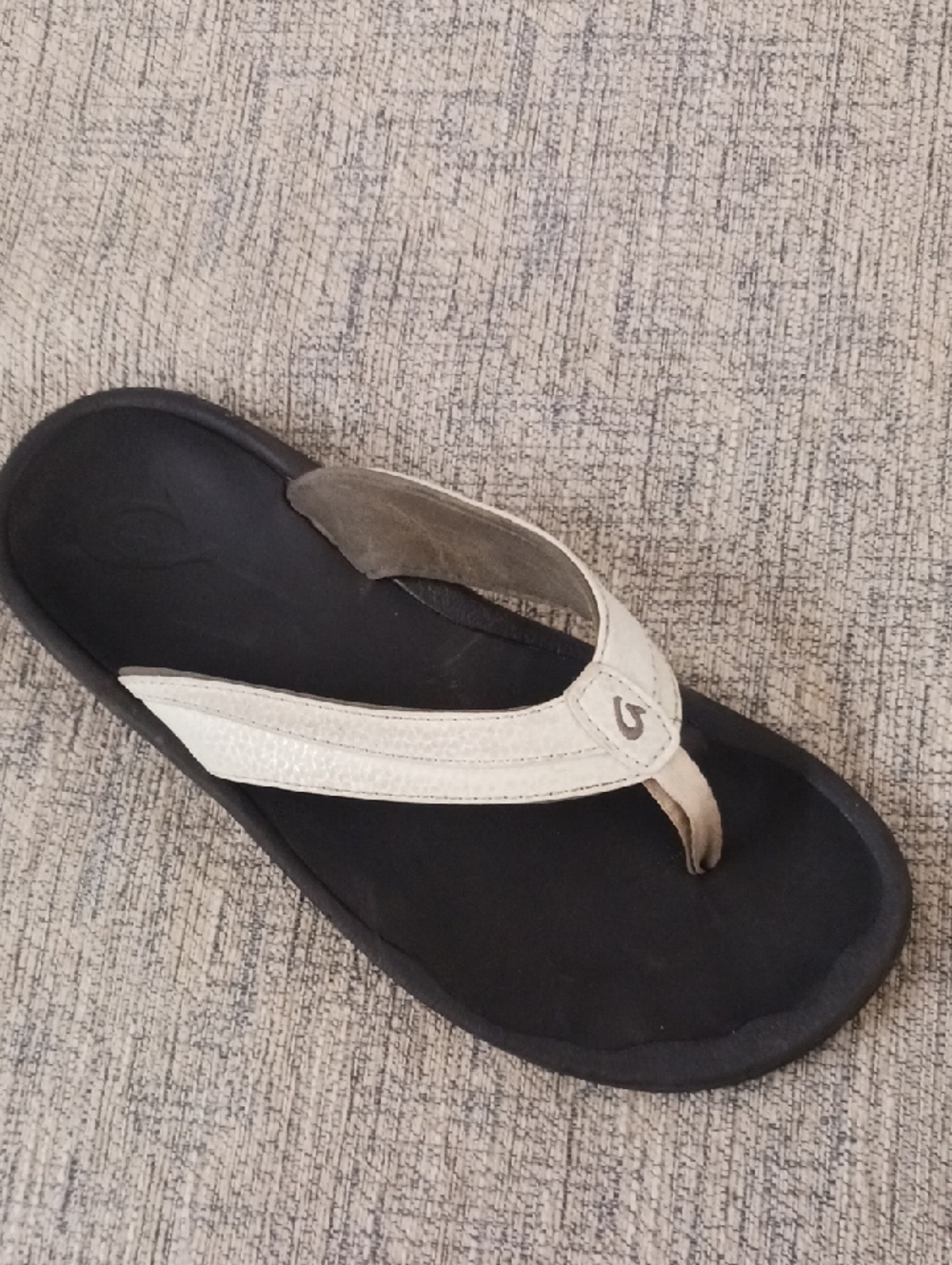 Olkai White Strap Black Footbed Flip Flop